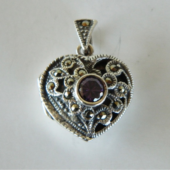Vintage Solid 925 Sterling Silver Marcasite Amethyst Locket - Picture 2 of 4
